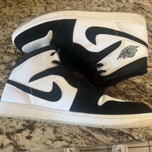Black/white Jordan 1s